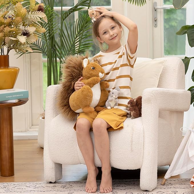 MaoGoLan 4Pcs Squirrels Plush Toys with 3 Baby Squirrels, Realistic Stuffed Animals for Small Hand, Adorable Squirrel Plushie Gift for Forest Animal Lover,Girls,Boys,Kids,Baby Shower,Brown