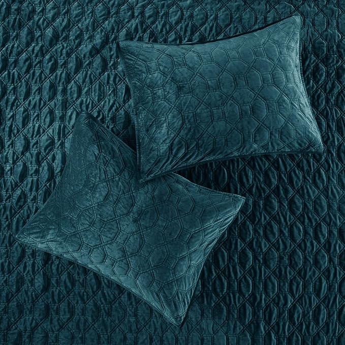 Madison Park Harper Quilt Set Velvet Casual Geometric Stitching Design All Season, Lightweight Coverlet, Cozy Bedding, Matching Shams, King/Cal King(104"x94"), Teal 3 Piece