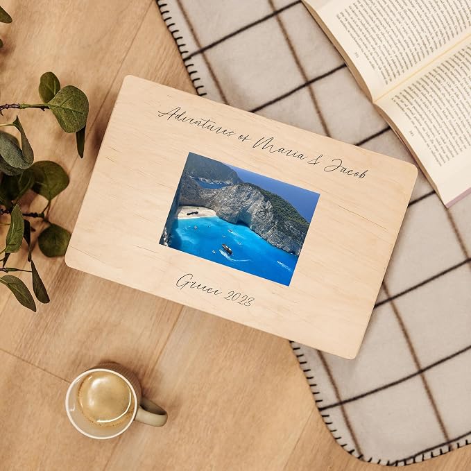 Creative Deco Personalized Wooden Storage Box | 11.8x7.87x5.51in (+-0.5) | Hinged Lid Handles Engraving | Personalised Text + Photo | Unpainted Gift Box | ROUGH UNSANDED Keepsake Memory Souvenir Chest
