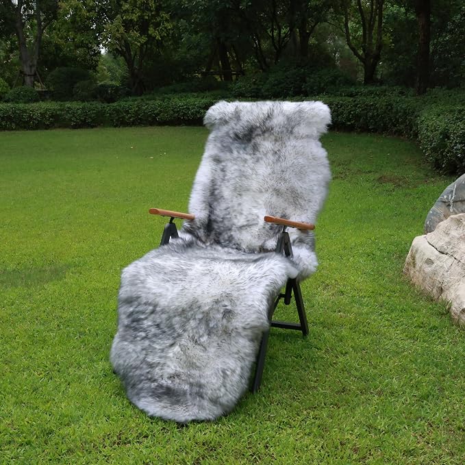 Sheepskin Rug, Fluffy Shag Area Rug, Super Soft 24” x 72“ Sheepskin Hair Rug, Silver Grey Pile Rug, Decorative Throw Rugs for Bedrooms, Children's Rooms, Living Rooms (Silver Grey, 24" x 72")
