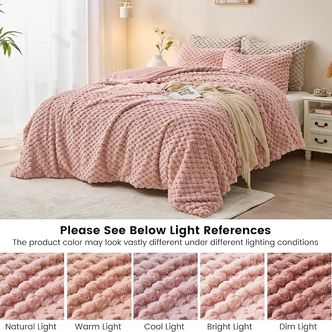 Simple&Opulence Fluffy Faux Fur Comforter Set, Plush Fuzzy Minky Bedding Set, 3 Pieces Warm Soft Comforter Bedding Set for Winter - 1 Shaggy Comforter with 2 Pillow Shams(King, Grid - Pink)