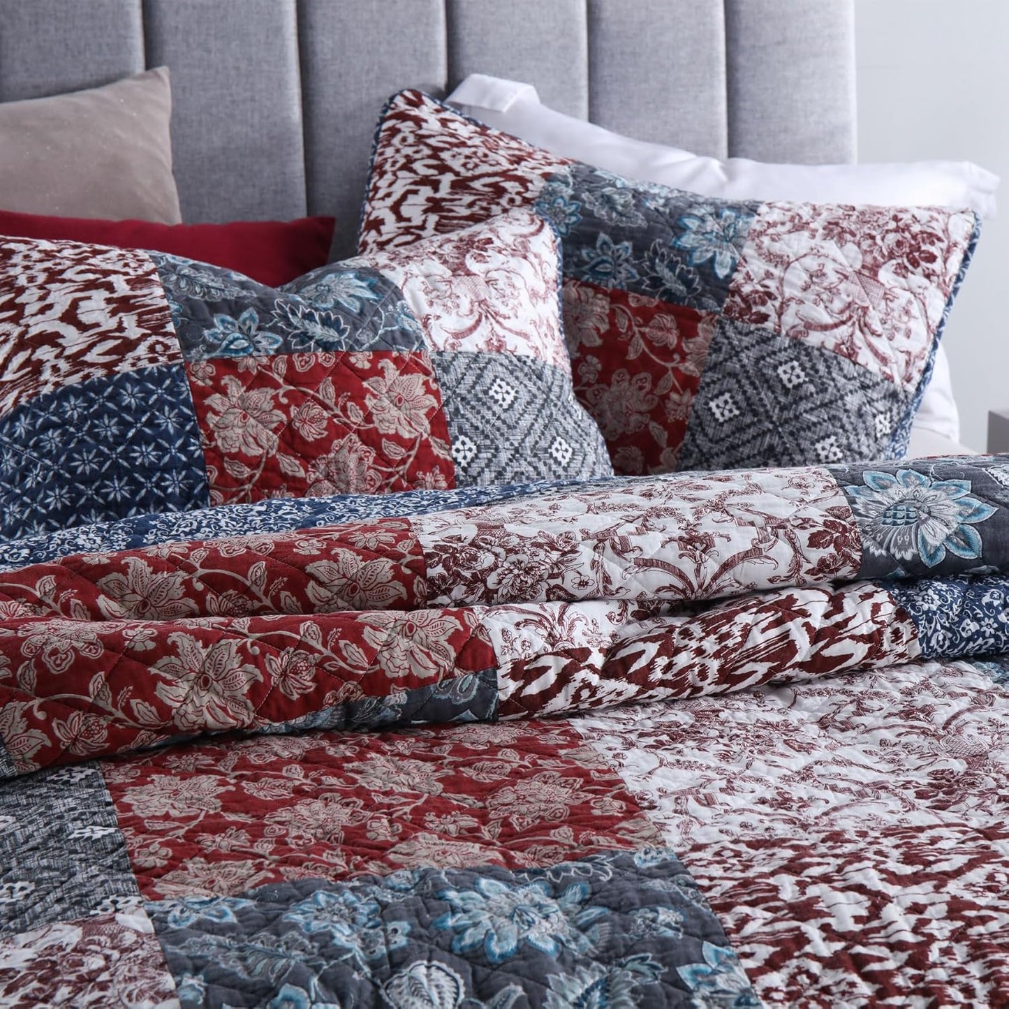 Secgo Queen Comforter Set for Bed - 100% Cotton Quilts Queen Size, Burgundy Bedspreads (90 * 98 Inch) with 2 Pillow Shams, Patchwork Reversible Lightweight Bedding