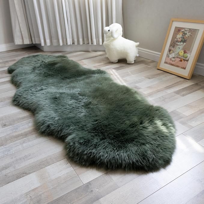 Sheepskin Rug, Fluffy Shaggy Area Rug, Super Soft 24‘’ x 72‘’ Sheepskin Hair Rug, Plush Rug, Decorative Rugs for Bedroom, Children's Room, Living Room (Forest Green, 24" x 72")