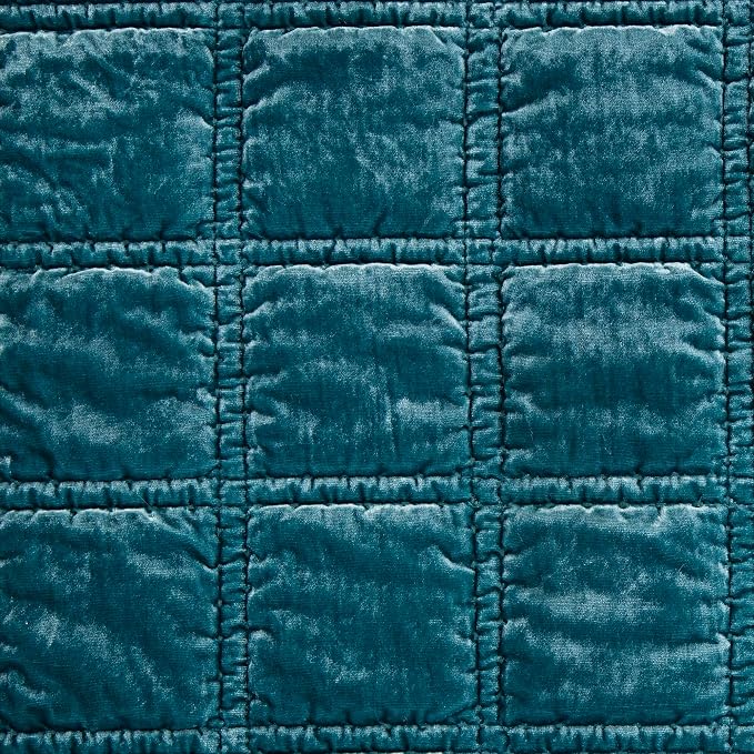 HiEnd Accents Stella Faux Silk Velvet Throw Blanket Teal, 50x60 inch, Double Stitch Plush Soft Cozy Blankets, Luxury Decorative Throws for Couch, Bed, Sofa, Chair