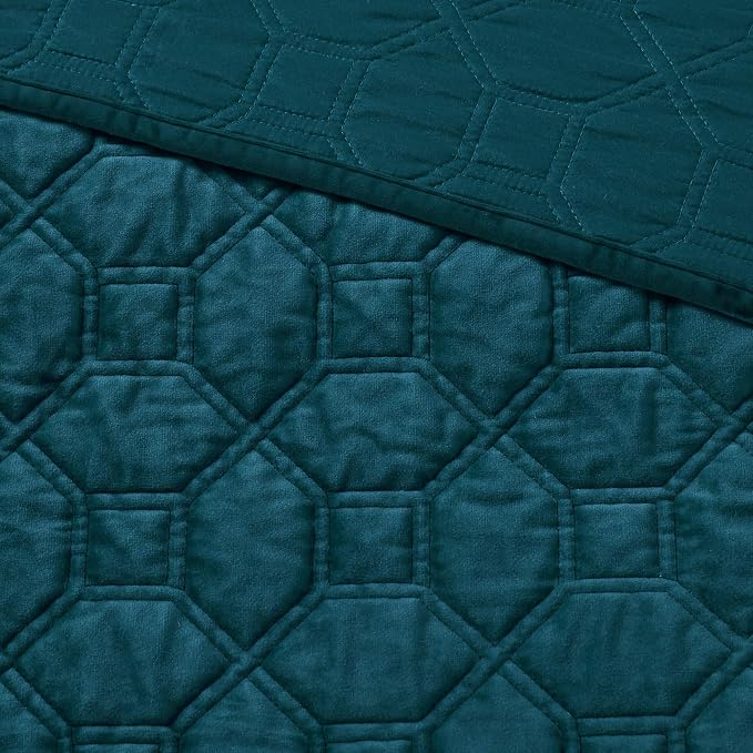 Madison Park Harper Quilt Set Velvet Casual Geometric Stitching Design All Season, Lightweight Coverlet, Cozy Bedding, Matching Shams, King/Cal King(104"x94"), Teal 3 Piece