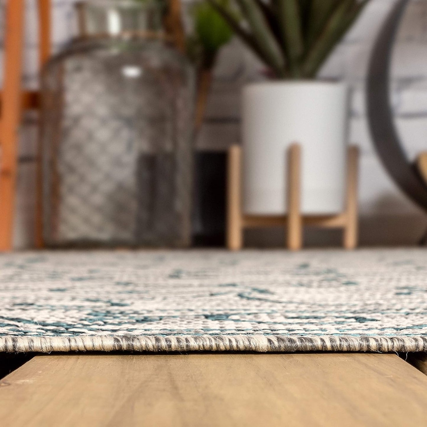 JONATHAN Y Vintage Filigree Indoor Outdoor Octagon Area Rug 8 Ft Gray/Teal, Charleston Textured Weave for Backyard, Patio, Porch, Easy-Cleaning, High Traffic, Pet-Friendly, Non-Shedding SMB106E-8TGN