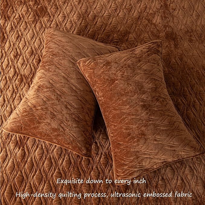 Velvet Quilt Set Oversized King Size 120x120 Bedspread with 2 Pillow Shams Ultra Soft Polyester Bedding All Season Decor for Bedroom Guest Room Hotel Retro Pastoral Home Decor, Caramel