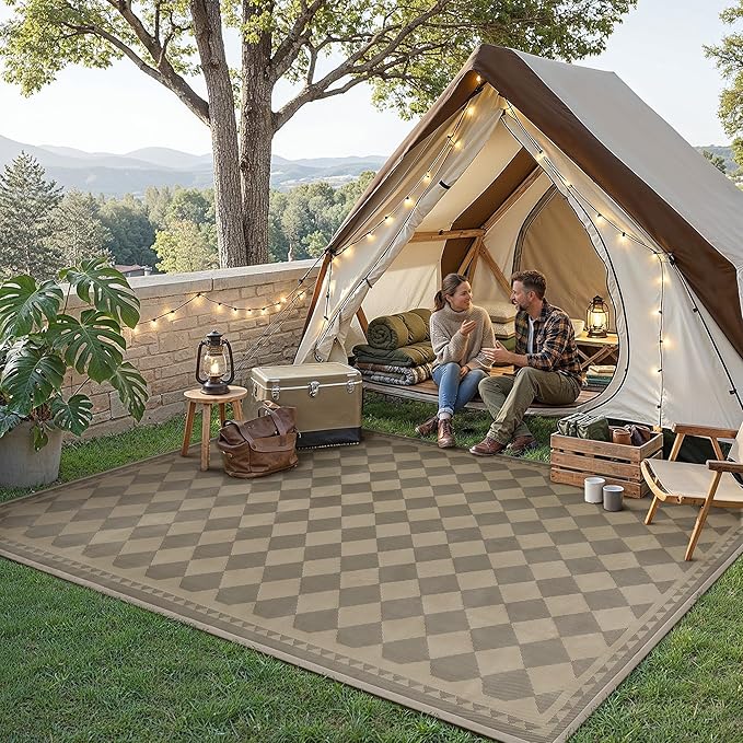 HUGEAR 6x9 Outdoor Rug Waterproof Checkered Patio Rug Home Decor Reversible Plastic Straw Black and Brown Rugs Outside Indoor Floor Mat for Camping Balcony RV Deck Porch Balcony Backyard
