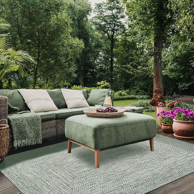Superior Large Indoor/Outdoor Area Rug, Multi-Tone Reversible Braided Floor Decor for Patio, Front Porch, Entryway, Living Room, Office, Nursery, Artistic Home, 5' x 8', Green-White