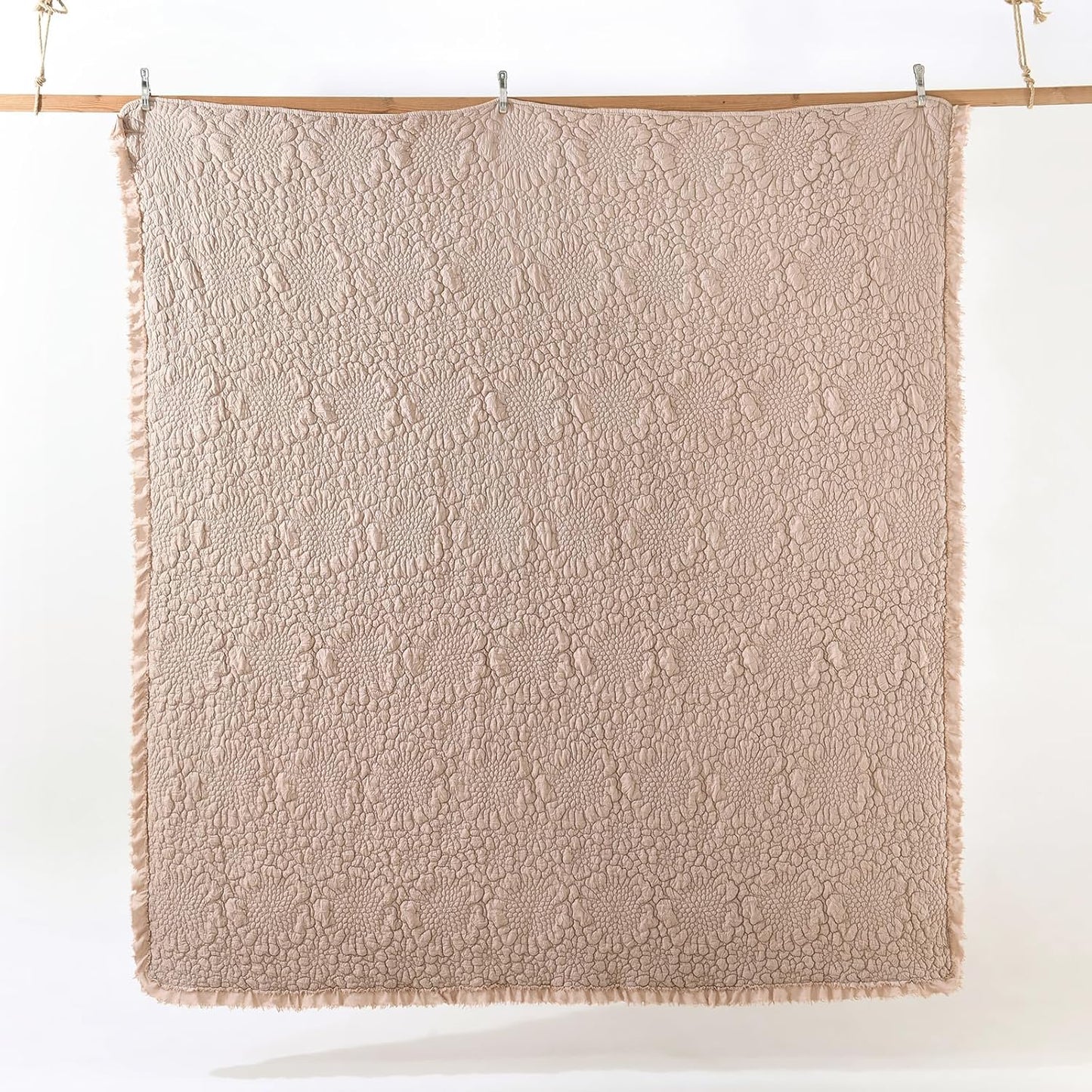 HORIMOTE HOME Pinkish Grey Ruffled Quilt Queen Size, Stone-Washed Lightweight Crinkled Farmhouse Rustic Shabby Chic Bedding Set, 3 Pieces Reversible Bedspread with Pillow Shams for All Season