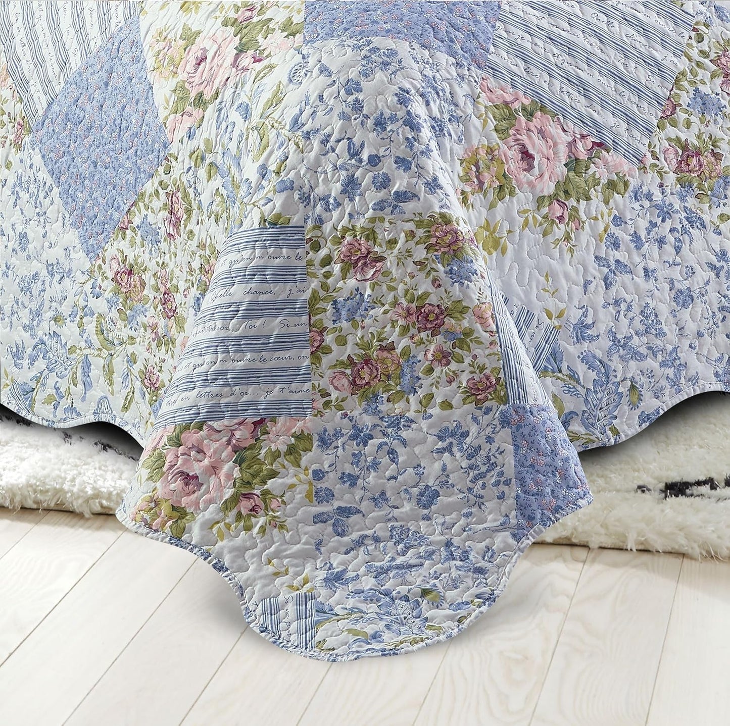 Brilliant Sunshine Blue Rose Patchwork, 2-Piece Quilt Set with 1 Sham, Reversible Bedspread, Soft Lightweight Coverlet, All-Season, Twin, Blue Rose