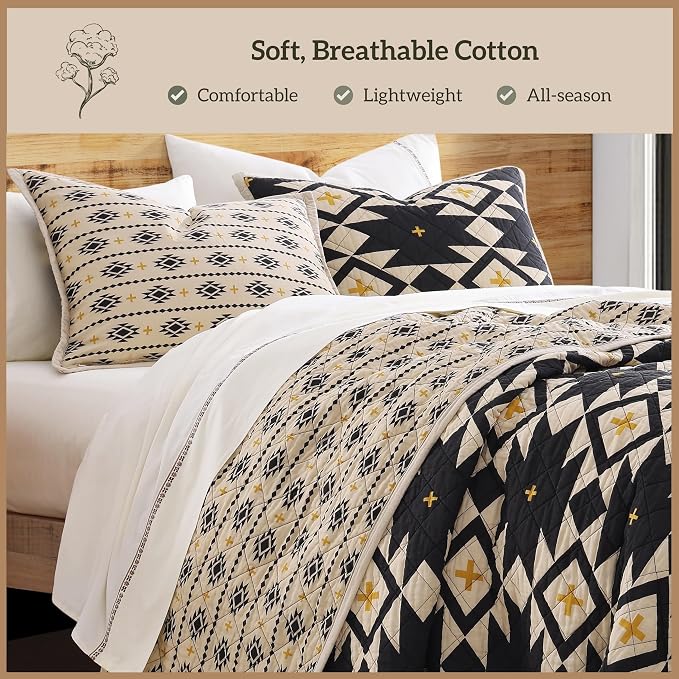 Paseo Road High Desert King Quilt Set, 3 Piece Rustic Western Bedding Set with Pillow Shams, Lightweight Reversible Cotton Quilt with Southwestern Aztec Pattern, Soft Breathable Cozy Boho Bedding