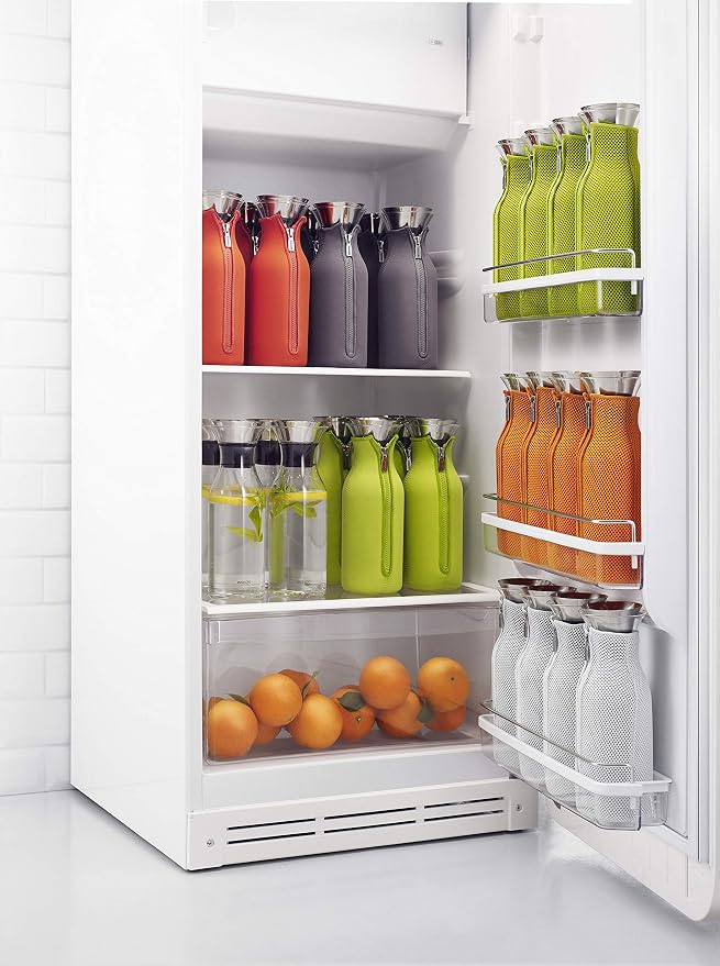 EVA SOLO | Fridge Carafe 1.4L | For Hot & Cold Drinks | 100% drip-free | Dishwasher-safe Borosilicate Glass | Stainless steel & Silicone Pouring Lip | Fits Most Refrigerator Doors | Danish Design