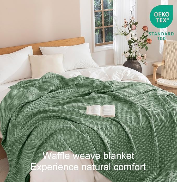 Talasily 100% Cotton Blanket Twin XL Size for Bed - Spring and Summer Cooling Lightweight & Breathable Bedding -Soft Waffle Weave Christmas Blanket, Machine Washable,Green,66x90 Inches