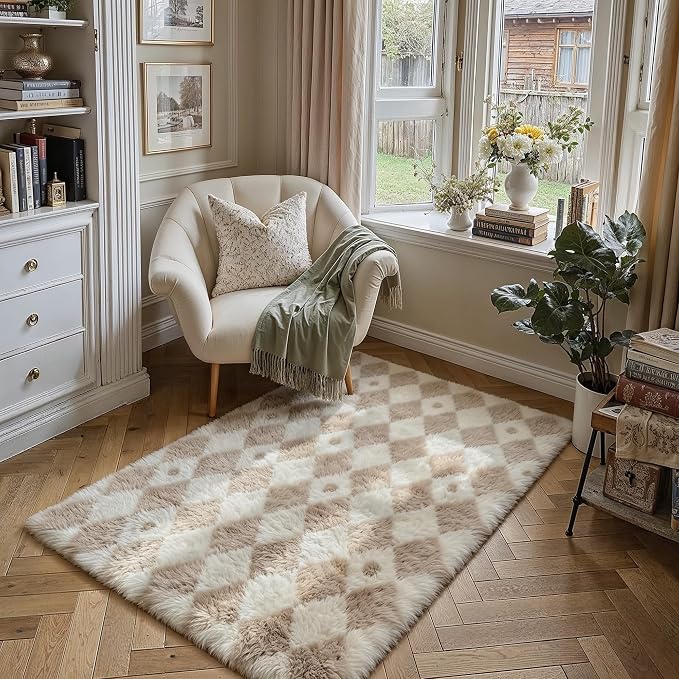 PureCozy Checkered Rug 4x6 Fluffy Shag Living Room Beige Area Rug Modern Washable Carpet Soft Shaggy Non Slip Indoor Plush Fuzzy Rugs for Bedroom Dorm Office Home Aesthetic Decor