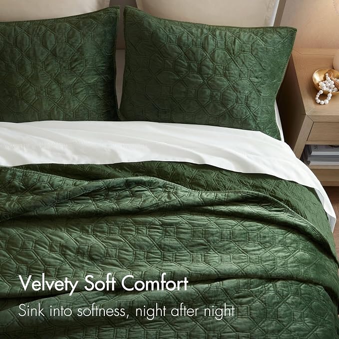 Madison Park Harper Quilt Set Velvet Casual Geometric Stitching Design All Season, Lightweight Coverlet, Cozy Bedding, Matching Shams, King/Cal King(104"x94"), Green 3 Piece
