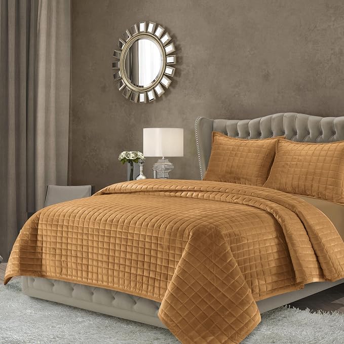 Tribeca Living Luxury Velvet Quilt Queen Size Set - 260GSM Ultra-Soft Oversized Velvet Bedspread Comforter Set with 2 Shams, in Florence Camel