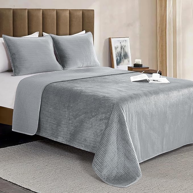 Elegant Comfort Luxury 3-Piece Velvet Corduroy Stripe Quilt Set, Ultra Soft Bedspread - Cozy Velvet Coverlet Set - 3PC Medium Weight Quilted Set with Matching Pillow Shams, Full, Gray