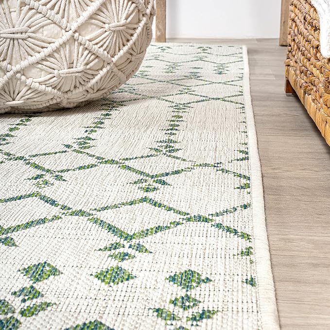 JONATHAN Y Moroccan Geometric Indoor Outdoor Area Rug 8X10 Green/Ivory, Ourika Textured Weave for Backyard, Patio, Porch, Easy-Cleaning, High Traffic, Pet-Friendly, Non-Shedding (SMB108R-8)
