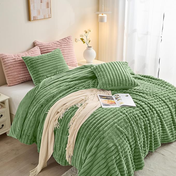 Simple&Opulence Fluffy Faux Fur Comforter Set, Plush Fuzzy Minky Bedding Set, 3 Pieces Warm Soft Comforter Bedding Set for Winter - 1 Shaggy Comforter with 2 Pillow Shams(King, Striped - Green)