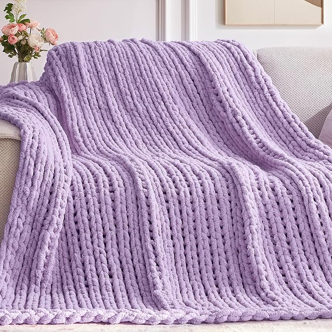 Negwoo Chunky Knit Throw Blanket, 50''*60'' Knitted Throw Chenille Yarn for Bed Couch, Handmade Light Purple Crochet Big Thick Blanket, Machine Washable Cute Comfy Blanket for Home Decor