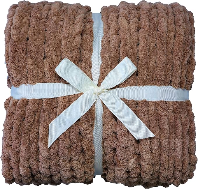 Maetoow Tighter Version Chenille Chunky Knit Blanket Throw （60×80 Inch）, Handmade Warm & Cozy Blanket Couch, Bed, Home Decor, Soft Fleece Banket, Boho Thick Blankets and Giant Yarn Throws，Brown
