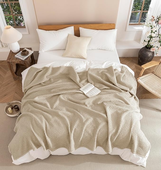 Talasily 100% Cotton Blanket King Size for Bed - Spring and Summer Cooling Lightweight & Breathable Bedding -Soft Waffle Weave Christmas Blanket, Machine Washable,Oatmeal,108x90 Inches