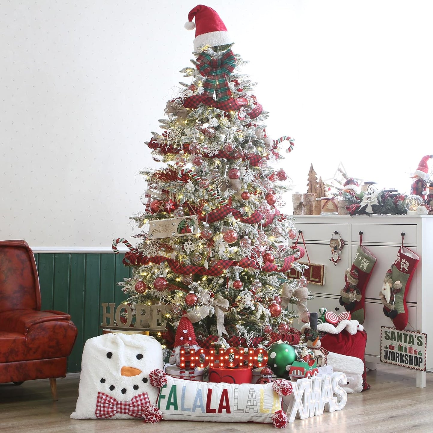 Sea Team Shatterproof Clear Plastic Christmas Ball Ornaments Decorative Xmas Balls Baubles Set with Stuffed Delicate Decorations (80mm/3.15 inch 20-Pack, Red)