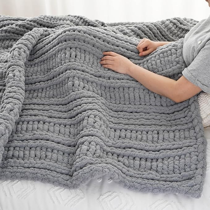 Battilo Chunky Knit Throw Blanket for Couch, 50"x60", Light Grey | Hand Knit with Chunky Yarn, Gift Blanket, Cozy Warm Thick Soft Chenille Throw Blanket for Bed, Sofa, Living Room