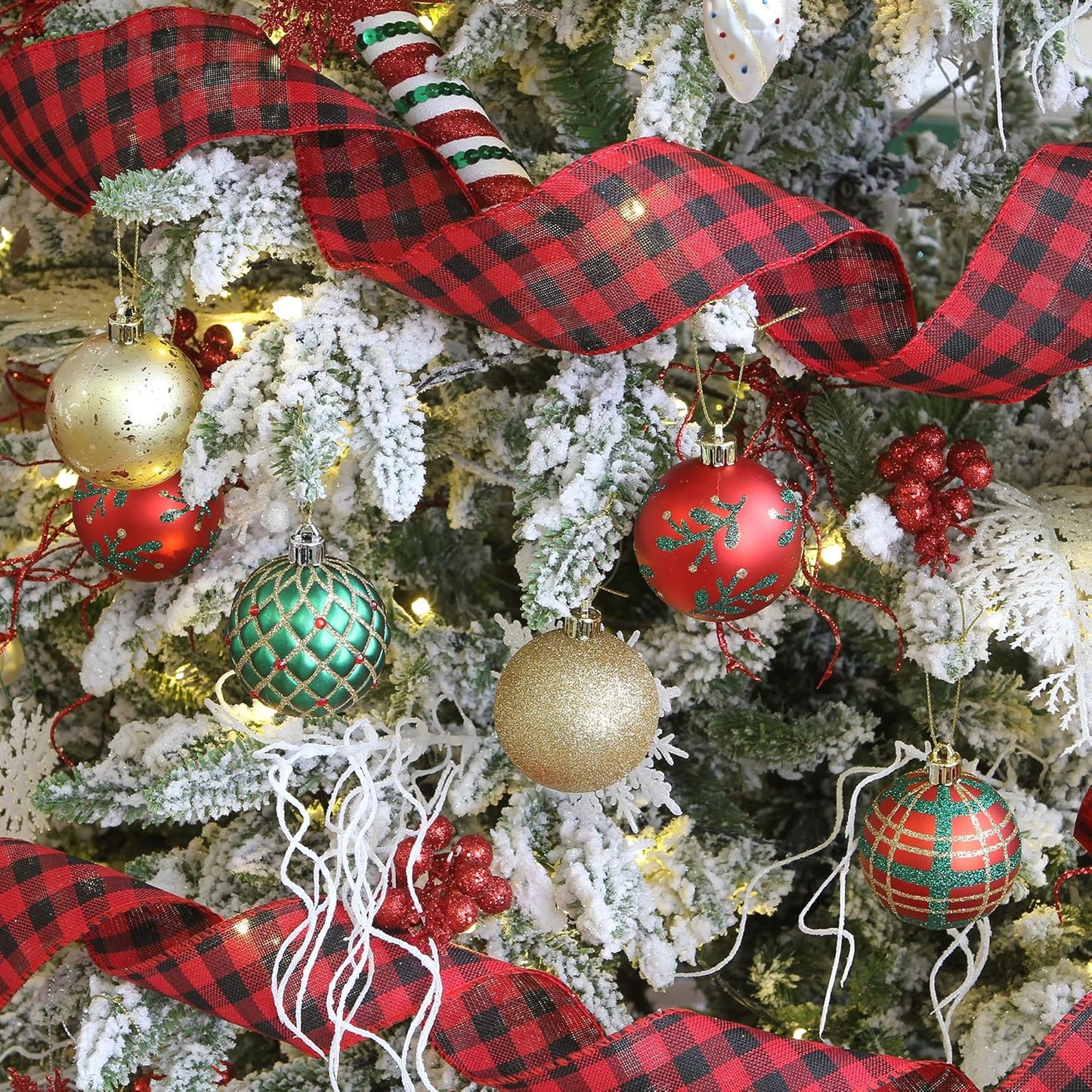 Sea Team 60mm/2.36" Delicate Contrast Color Theme Painting & Glittering Christmas Tree Pendants Decorative Hanging Christmas Baubles Balls Ornaments Set - 30 Pieces (Gold, Red & Green)