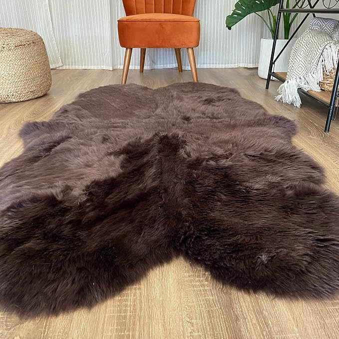 HUAHOO Premium Genuine Sheepskin Rug Brown Real Australia Sheepskin Natural Luxury Fluffy Lambskin Fur Area Rug Seat Covers for Kids Bedroom Sofa Chair Cover Pets Dogs Mat Quarto Pelt/4' x 6' Brown