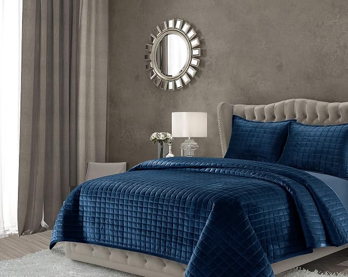 Tribeca Living Luxury Velvet Quilt Queen Size Set - 260GSM Ultra-Soft Oversized Velvet Bedspread Comforter Set with 2 Shams, in Florence Navy Blue