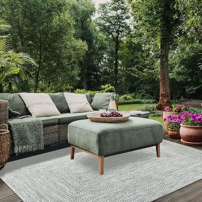 Superior Large Indoor/Outdoor Area Rug, Multi-Tone Reversible Braided Floor Decor for Patio, Front Porch, Entryway, Living Room, Office, Nursery, Artistic Home, 4' x 6', Fog Green-White