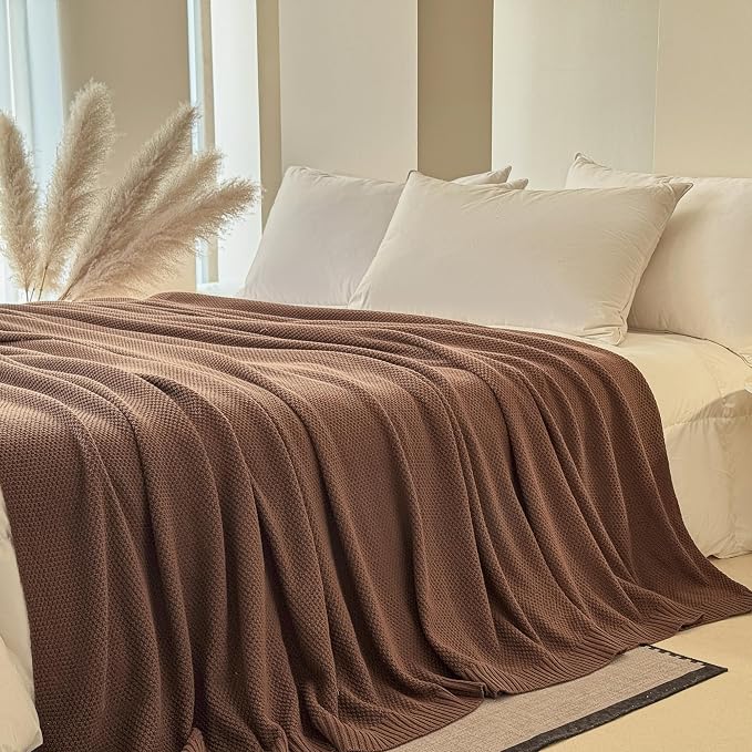 Simple&Opulence 100% Cotton Blanket King Size, Solid Color Cable Knitted Blanket Super Soft Comfortable Breathable Decorative Farmhouse for Couch Sofa Bed, All Season Use(Coffee,104x90)