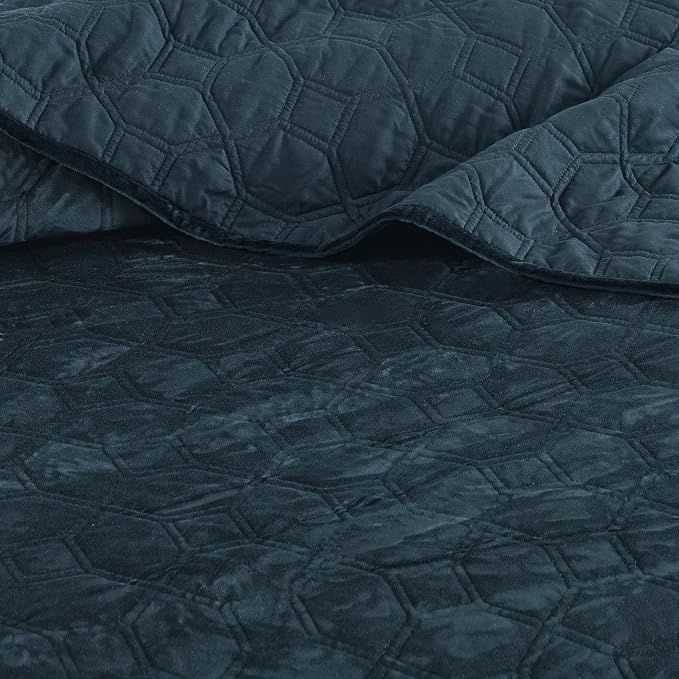 Madison Park Harper Quilt Set Velvet Casual Geometric Stitching Design All Season, Lightweight Coverlet, Cozy Bedding, Matching Shams, King/Cal King(104"x94"), Teal 3 Piece