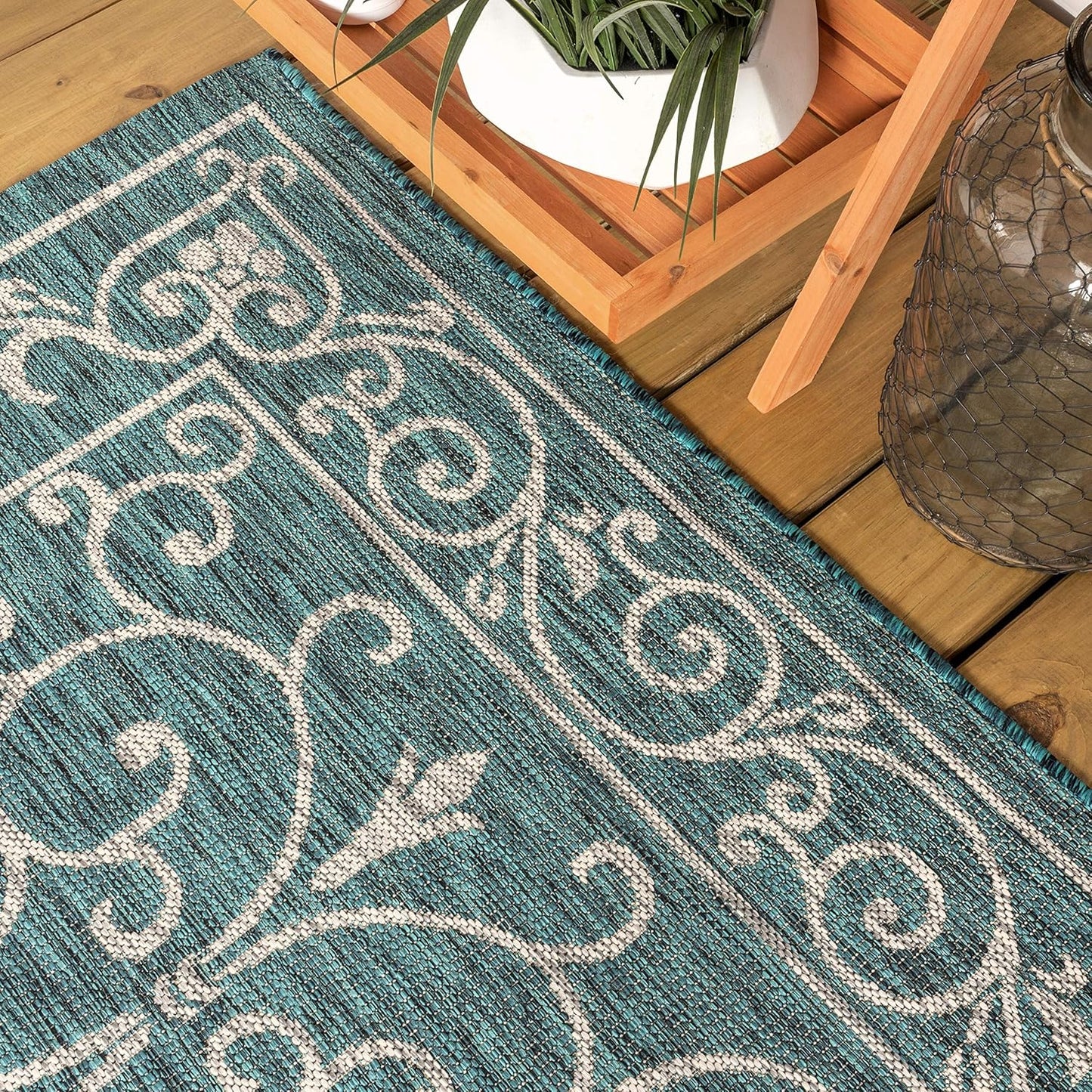 JONATHAN Y Vintage Filigree Indoor Outdoor Runner Rug 2X8 Teal/Gray, Charleston Textured Weave for Backyard, Patio, Porch, Easy-Cleaning, High Traffic, Pet-Friendly, Non-Shedding (SMB106F-28)