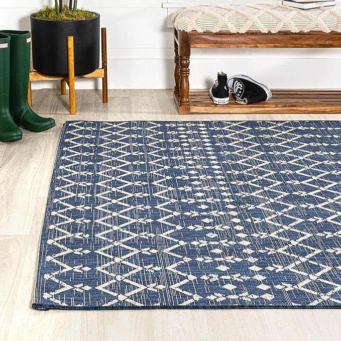 JONATHAN Y Moroccan Geometric Indoor Outdoor Area Rug 6X9 Navy/Beige, Ourika Textured Weave for Backyard, Patio, Porch, Easy-Cleaning, High Traffic, Pet-Friendly, Non-Shedding (SMB108K-6)