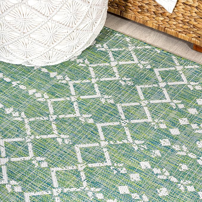 JONATHAN Y Moroccan Geometric Indoor Outdoor Square Area Rug 5X5 Green/Cream, Ourika Textured Weave for Backyard, Patio, Porch, Easy-Cleaning, High Traffic, Pet-Friendly, Non-Shedding (SMB108L-5SQ)