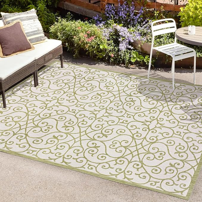 JONATHAN Y Vintage Filigree Indoor Outdoor Area Rug 4X6 Green/Cream, Madrid Textured Weave for Backyard, Patio, Porch, Easy-Cleaning, High Traffic, Pet-Friendly, Non-Shedding (SMB107H-4)