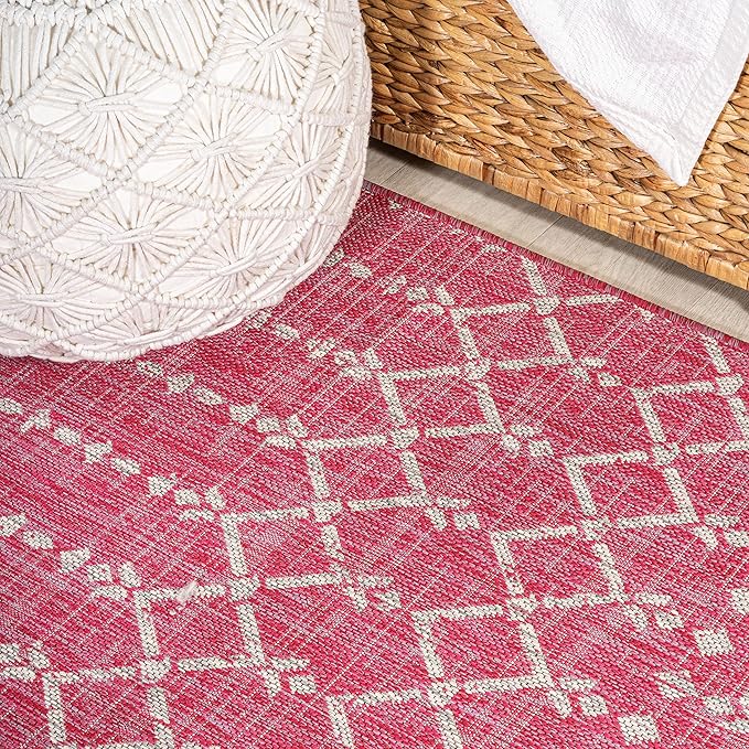 JONATHAN Y Moroccan Geometric Indoor Outdoor Round Area Rug 5 Ft Fuchsia/Light Gray, Ourika Textured Weave for Backyard, Patio, Porch, Easy-Cleaning, Pet-Friendly, Non-Shedding (SMB108Q-5R)