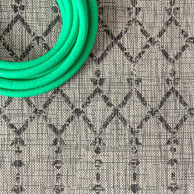 JONATHAN Y Moroccan Geometric Indoor Outdoor Runner Rug 2X20 Light Gray/Black, Ourika Textured Weave for Backyard, Patio, Porch, Easy-Cleaning, High Traffic Pet-Friendly, Non-Shedding SMB108E-220