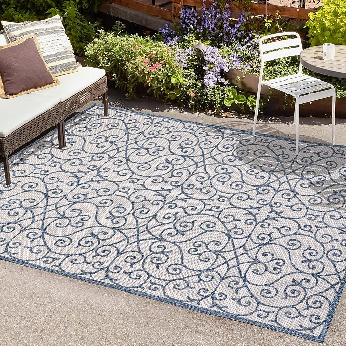 JONATHAN Y Vintage Filigree Indoor Outdoor Area Rug 4X6 Blue/Cream, Madrid Textured Weave for Backyard, Patio, Porch, Easy-Cleaning, High Traffic, Pet-Friendly, Non-Shedding (SMB107F-4)