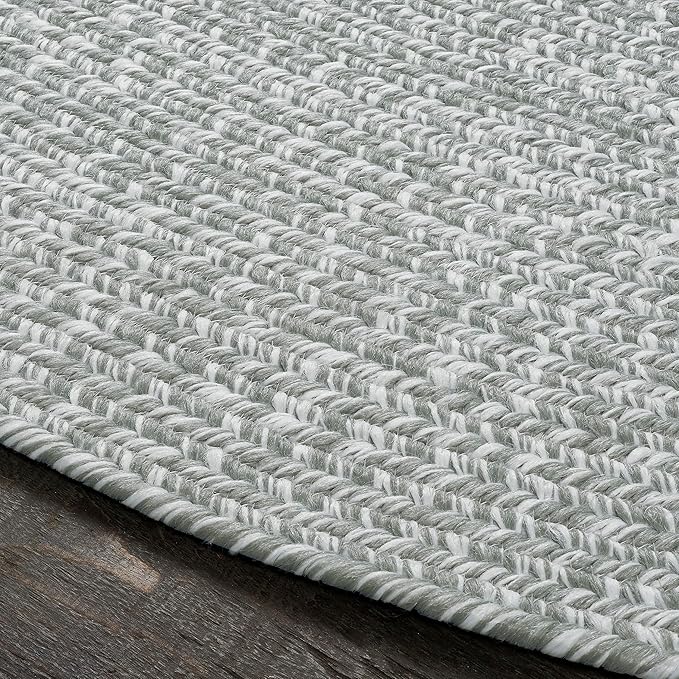 Superior Indoor/Outdoor Area Rug, Dual-Tone Reversible Braided Floor Decor for Patio, Front Porch, Entryway, Living Room, Office, Nursery, Artistic Home, 6' x 9', Fog Green-White