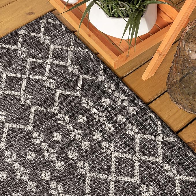 JONATHAN Y Moroccan Geometric Indoor Outdoor Round Area Rug 3 Ft Black/Gray, Ourika Textured Weave for Backyard, Patio, Porch, Easy-Cleaning, High Traffic, Pet-Friendly, Non-Shedding (SMB108F-3R)