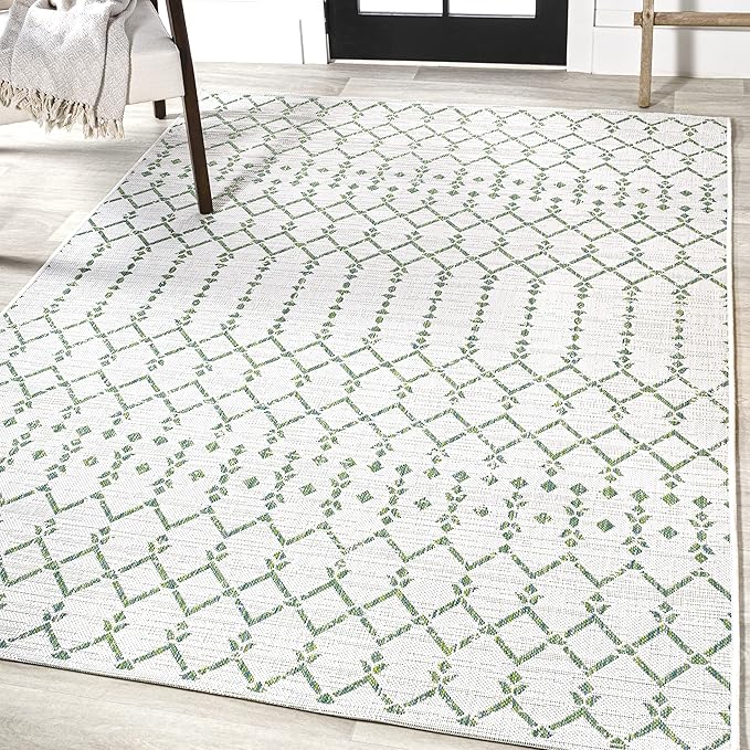 JONATHAN Y Moroccan Geometric Indoor Outdoor Area Rug 5X8 Green/Ivory, Ourika Textured Weave for Backyard, Patio, Porch, Easy-Cleaning, High Traffic, Pet-Friendly, Non-Shedding (SMB108R-5)