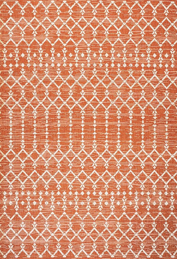 JONATHAN Y Moroccan Geometric Indoor Outdoor Area Rug 4X6 Orange/Cream, Ourika Textured Weave for Backyard, Patio, Porch, Easy-Cleaning, High Traffic, Pet-Friendly, Non-Shedding (SMB108P-4)