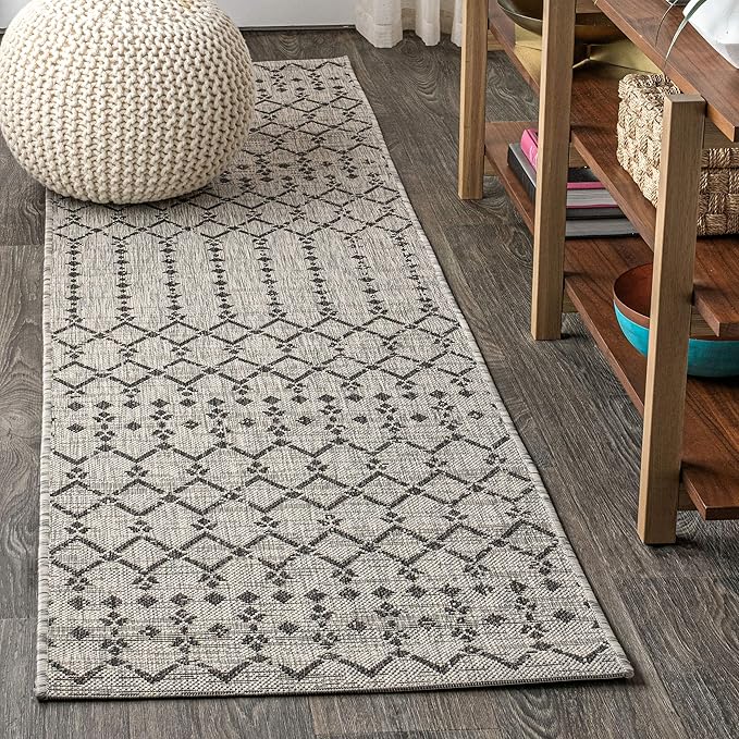 JONATHAN Y Moroccan Geometric Indoor Outdoor Runner Rug 2X14 Light Gray/Black, Ourika Textured Weave for Backyard, Patio, Porch, Easy-Cleaning, High Traffic Pet-Friendly, Non-Shedding SMB108E-214