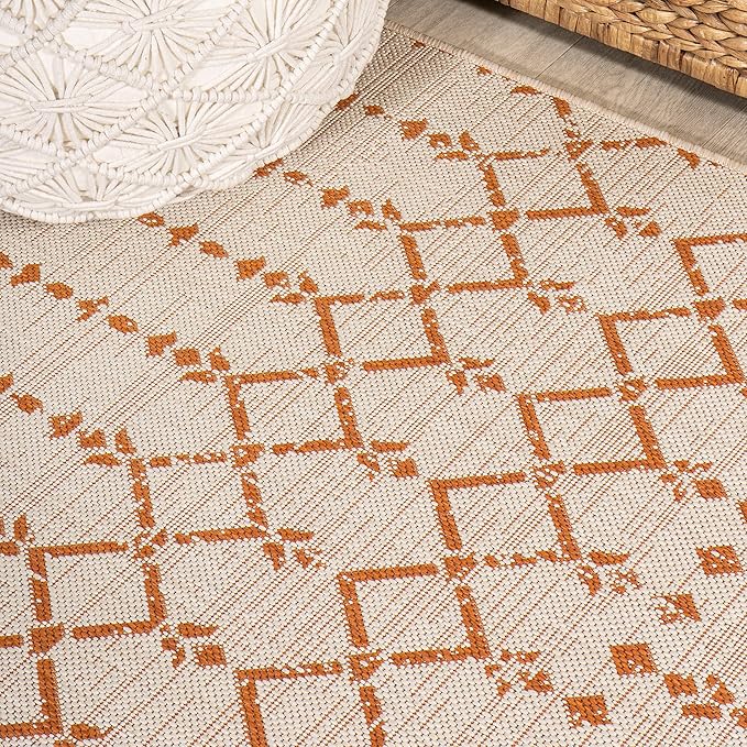 JONATHAN Y Moroccan Geometric Indoor Outdoor Square Area Rug 5X5 Cream/Orange, Ourika Textured Weave for Backyard, Patio, Porch, Easy-Cleaning, High Traffic, Pet-Friendly, Non-Shedding (SMB108O-5SQ)