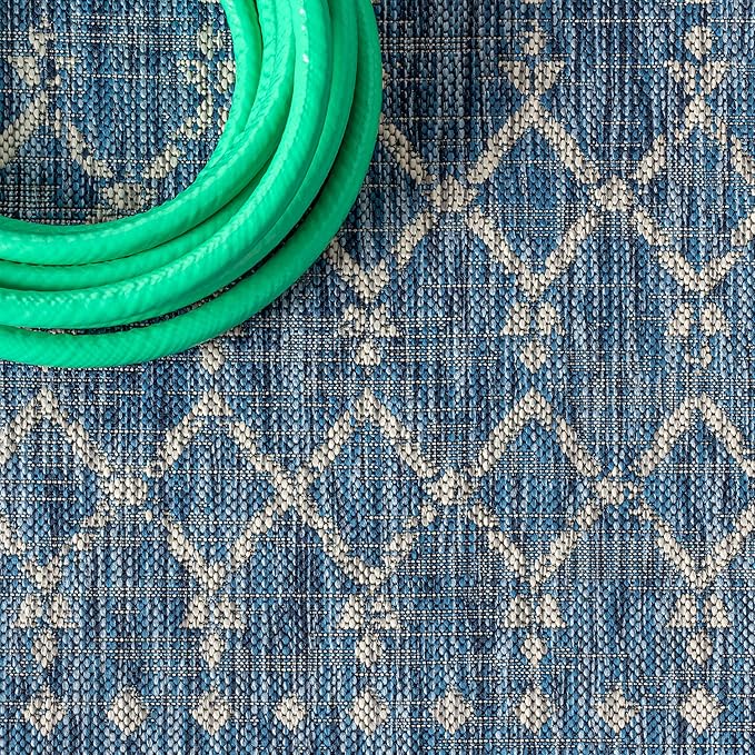 JONATHAN Y Moroccan Geometric Indoor Outdoor Runner Rug 2X10 Navy/Light Gray, Ourika Textured Weave for Backyard, Patio, Porch, Easy-Cleaning, High Traffic, Pet-Friendly, Non-Shedding (SMB108B-210)