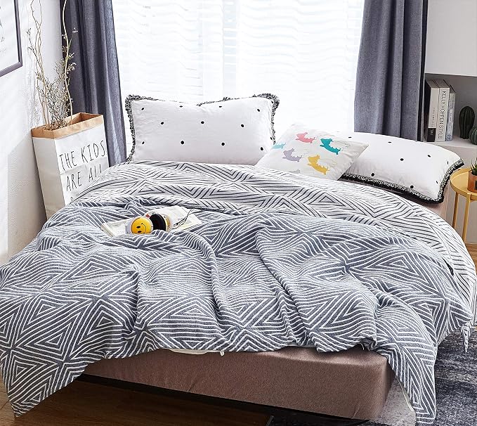 MEJU Blue Checks Stripes Triange Muslin Lightweight Summer Blanket for Bed Sofa Couch 100% Combed Cotton 3 Layer Soft Warm Bedspread Throw Blanket Bed Coverlet Sheet Twin 60 in X 80 in